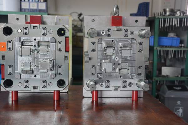 塑膠注塑模具 塑膠注塑模具