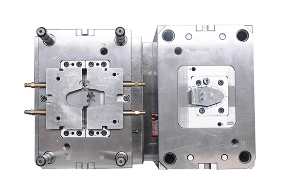 模具設(shè)計與制造