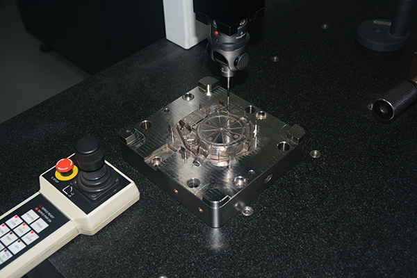 精密注塑模具質(zhì)檢 精密注塑模具質(zhì)檢