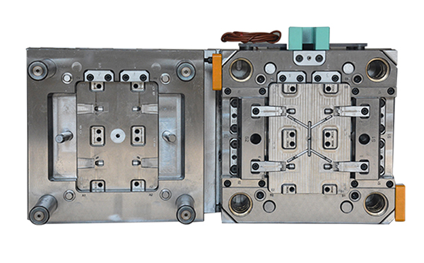 高精度注塑模具 高精度注塑模具