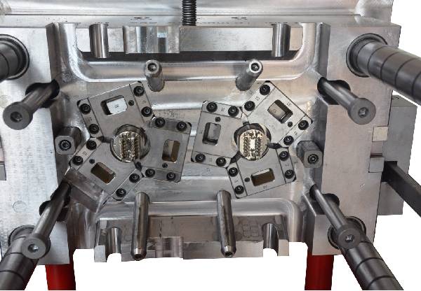 精密注塑模具生產(chǎn)廠家 精密注塑模具生產(chǎn)廠家