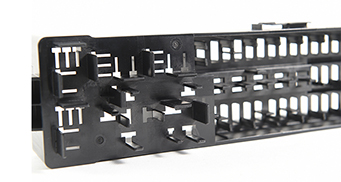 深圳汽車配件注塑模具廠哪里好？銘洋宇通給你質(zhì)量+售后雙重保障