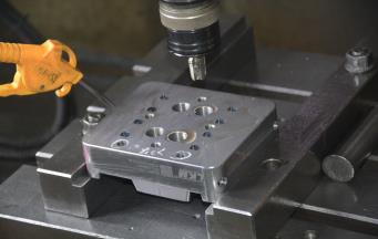 模具加工與模具制造：技術(shù)之路，如何選擇？